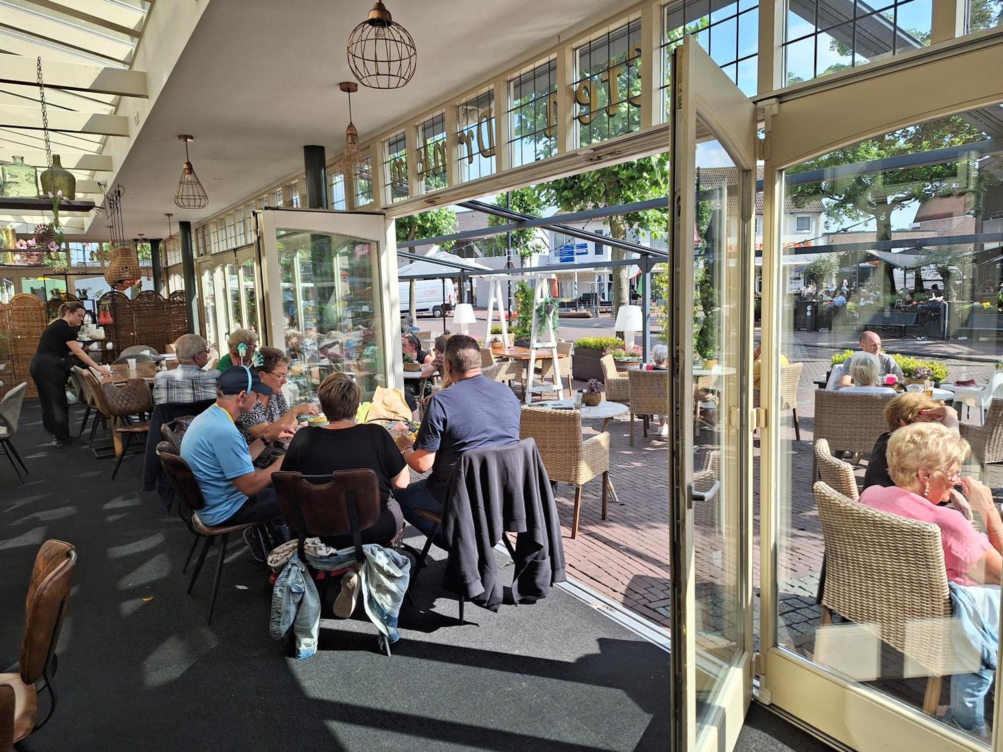 Hotel Centraal Someren Exteriér fotografie